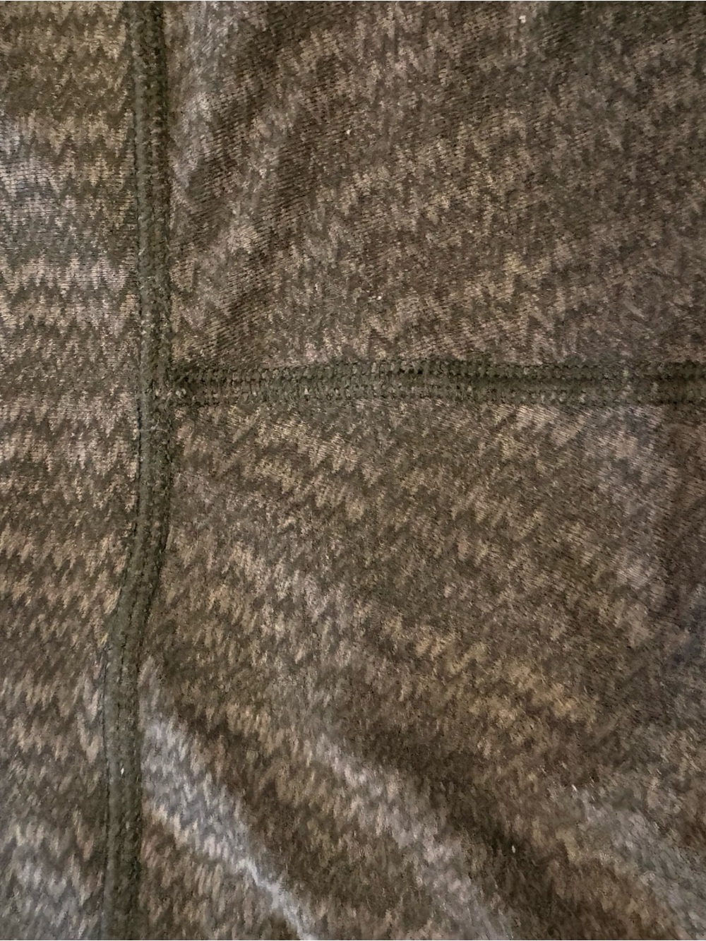 3 pairs of Lululemon capris/leggings - Picture 6 of 8